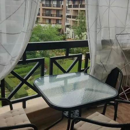 Apartment Oasis Club