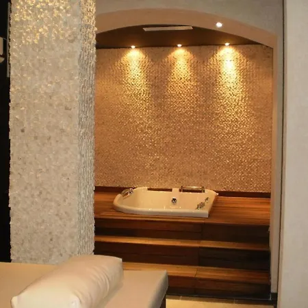 Oasis Club Daire Lozenets