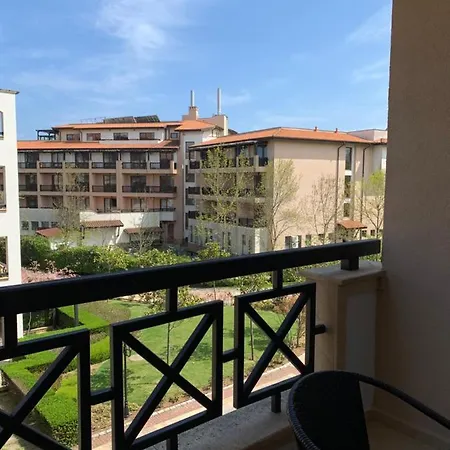 Oasis Club Lozenets
