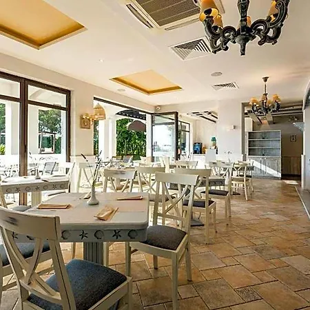 Daire Oasis Club