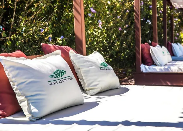 Oasis Club לוזנטס