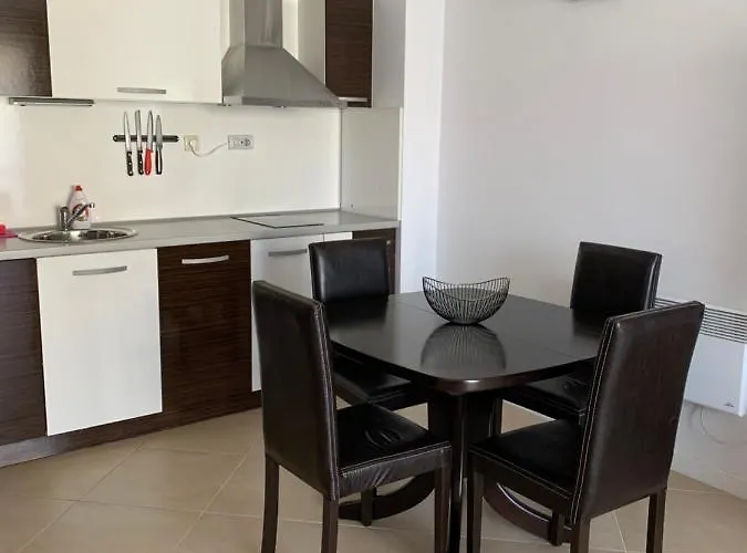 Oasis Club * לוזנטס